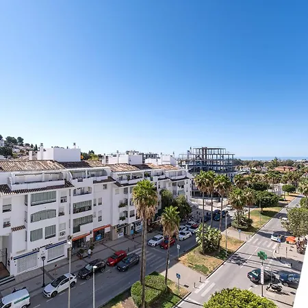 Apartament Sleeps 8 Aircon Secure Underground Parking Free Netflix Fast Internet Marbella